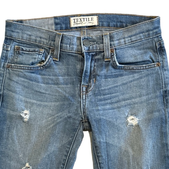 Elizabeth And James Textile Stewart Low Rise Split Hem Jeans - Picture 3 of 16